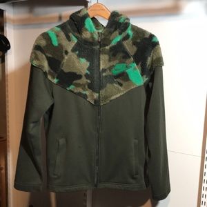 Nike Spartacus Boy’s Size XL (16) Loose Fit Hooded Full Zip Jacket